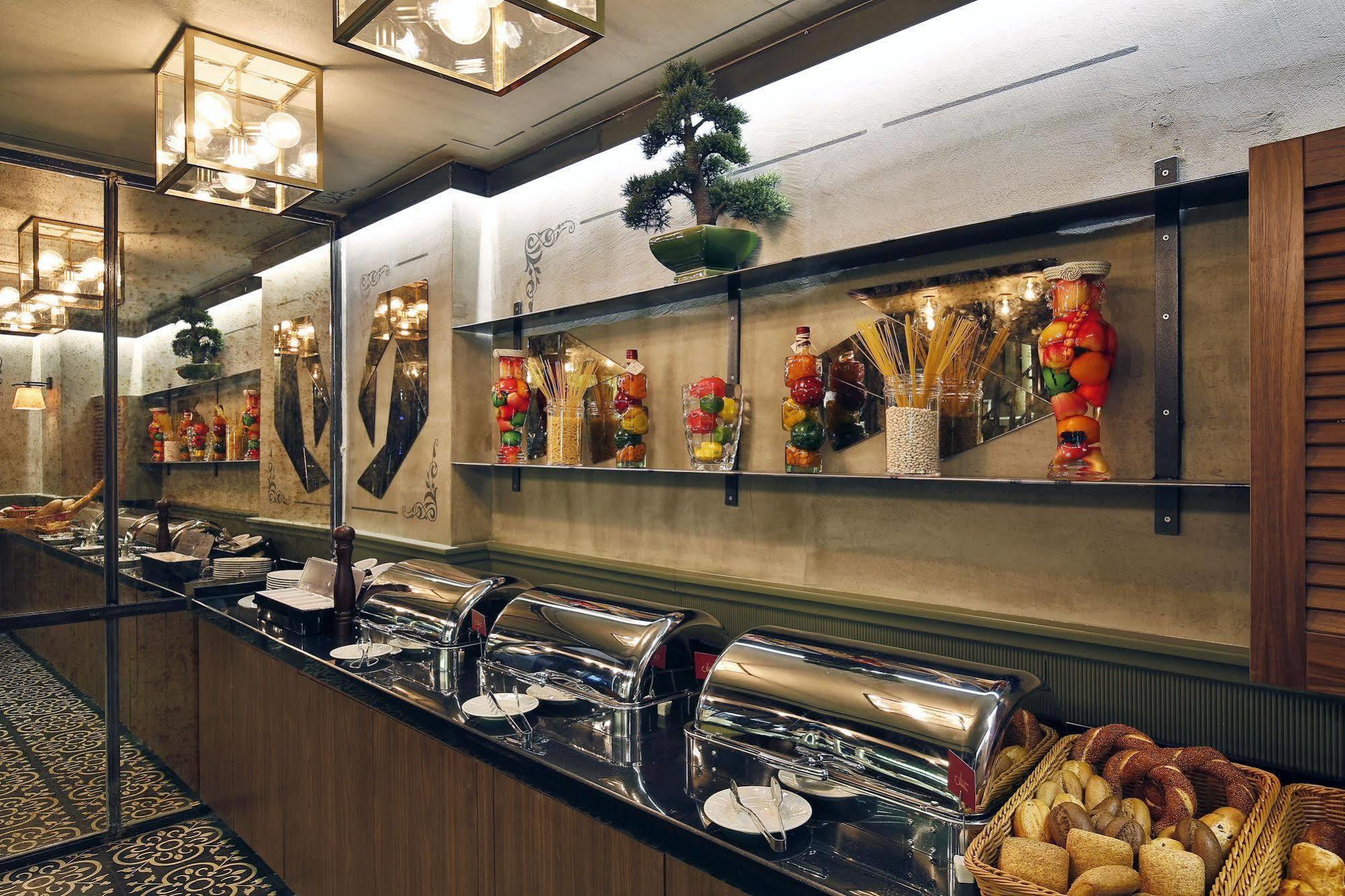Sanat Boutique Pera Hotel 3*